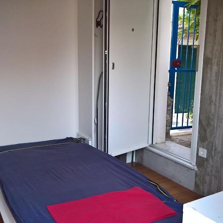 אתונה Under The Acropolis, Tiny Room, Big Terrace מראה חיצוני תמונה